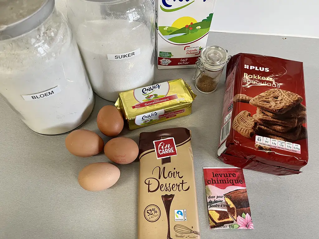 Speculaascake met chocolade ingrediënten