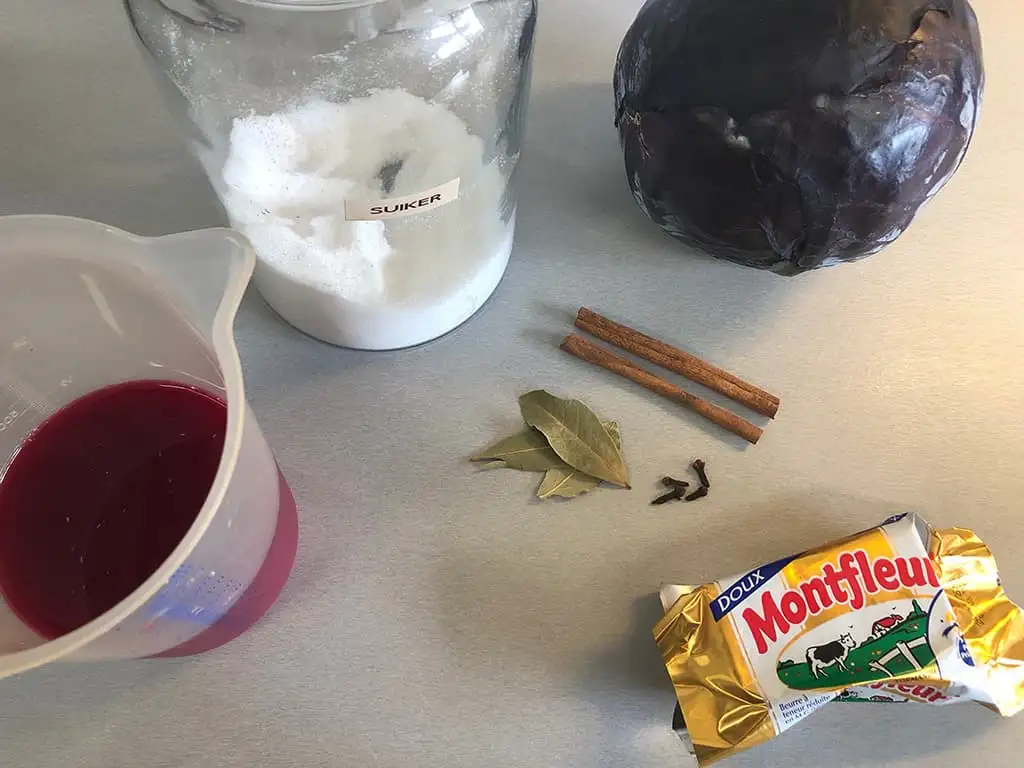 Gestoofde rode kool met granaatappelsap ingrediënten