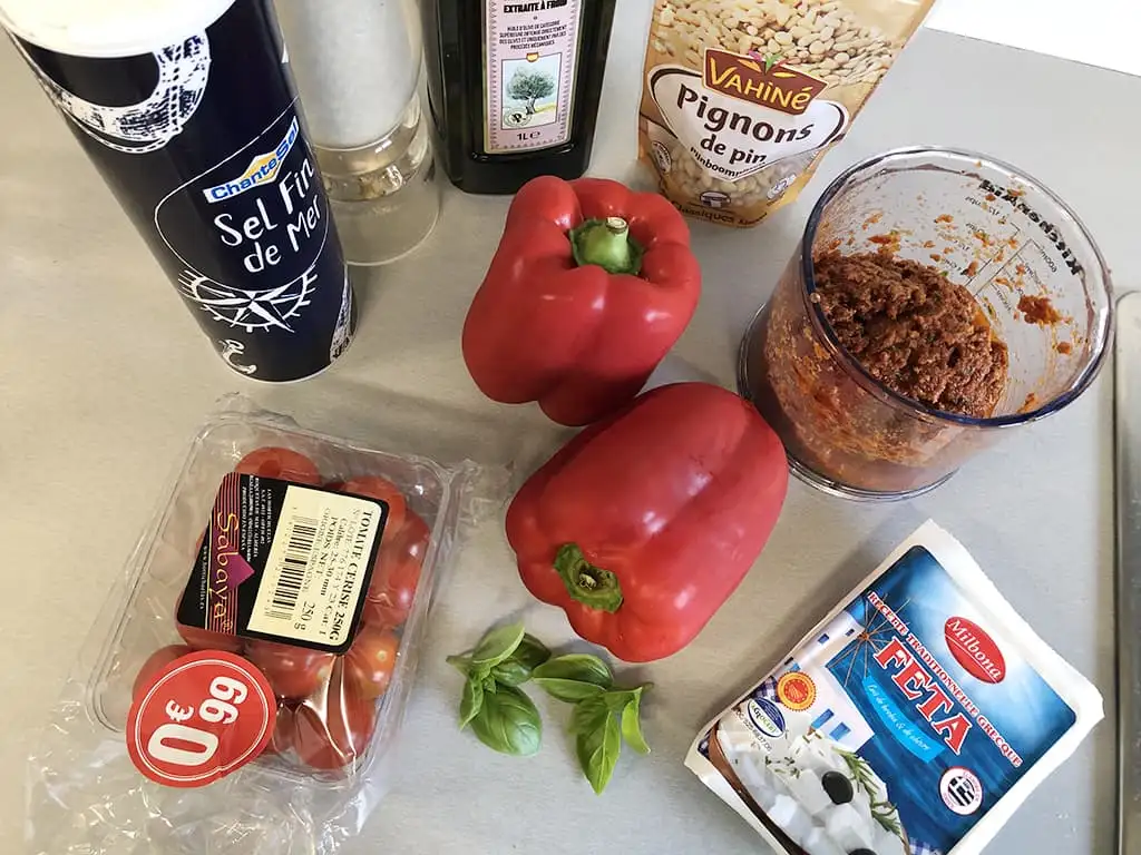 Gevulde paprika van de bbq ingrediënten