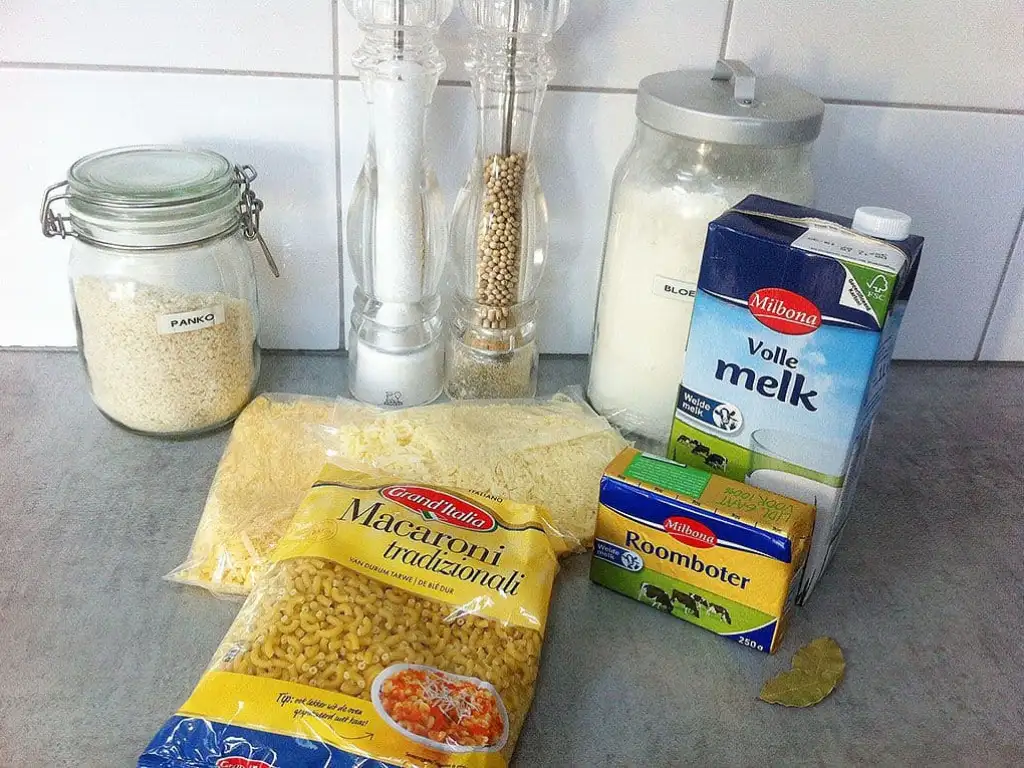 Macaroni met kaas uit de oven ingrediënten
