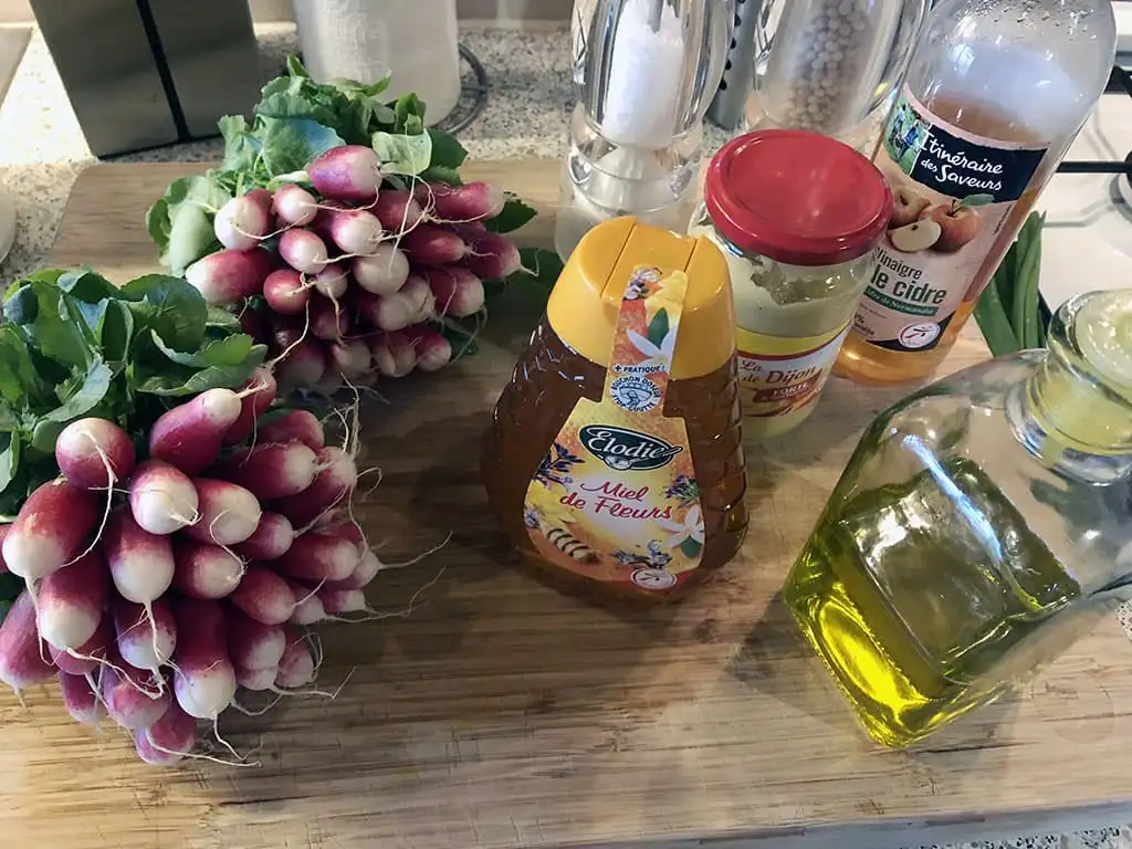 Geroosterde radijsjes met mosterddressing ingrediënten