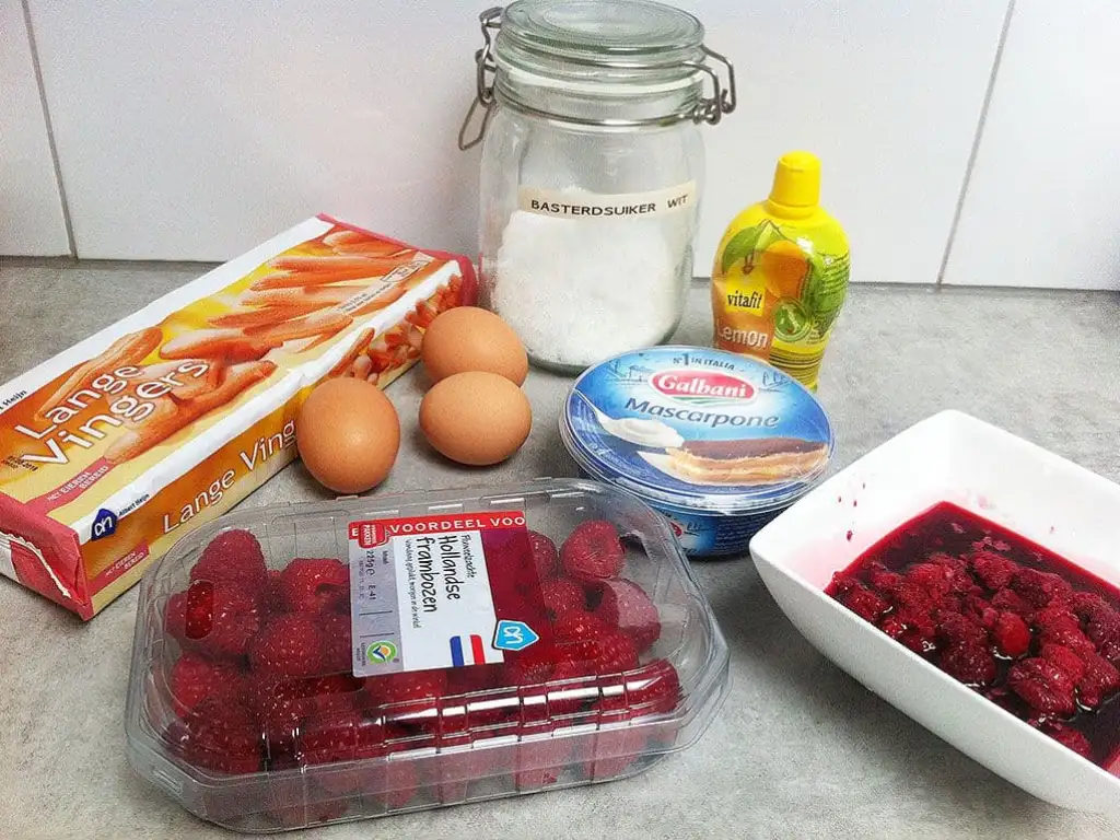 Tiramisu met frambozen ingrediënten