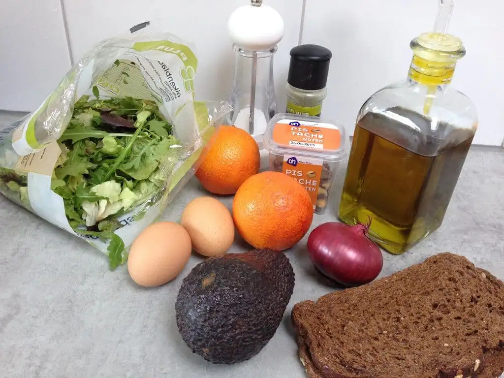 Avocadosalade met bloedsinaasappel ingrediënten