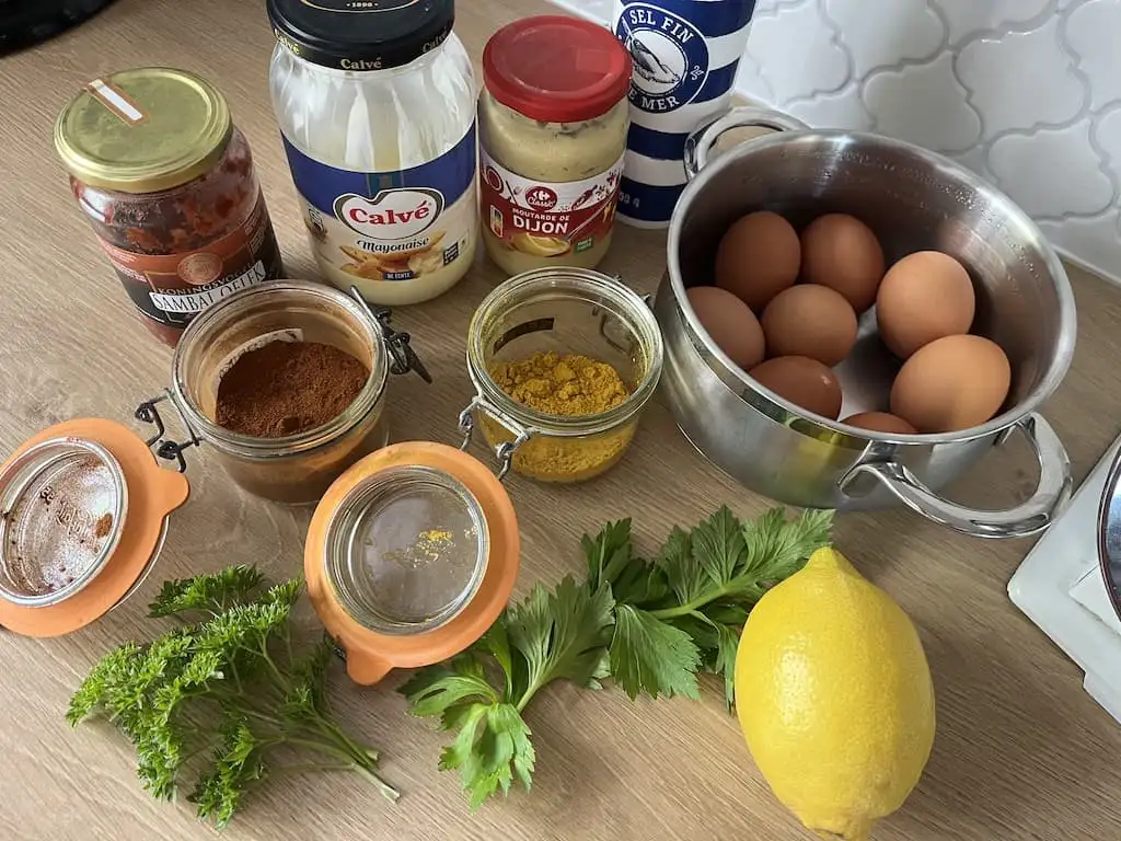 Surinaamse eiersalade ingrediënten