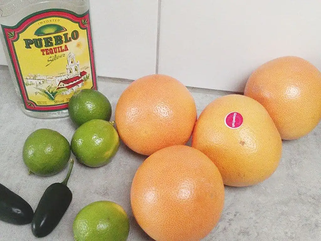 Pittige grapefruit cocktail ingrediënten