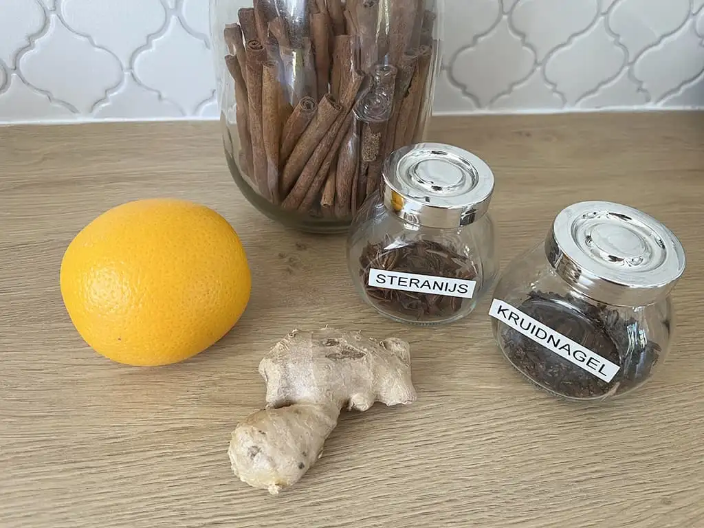 Zelf herfst thee maken ingrediënten