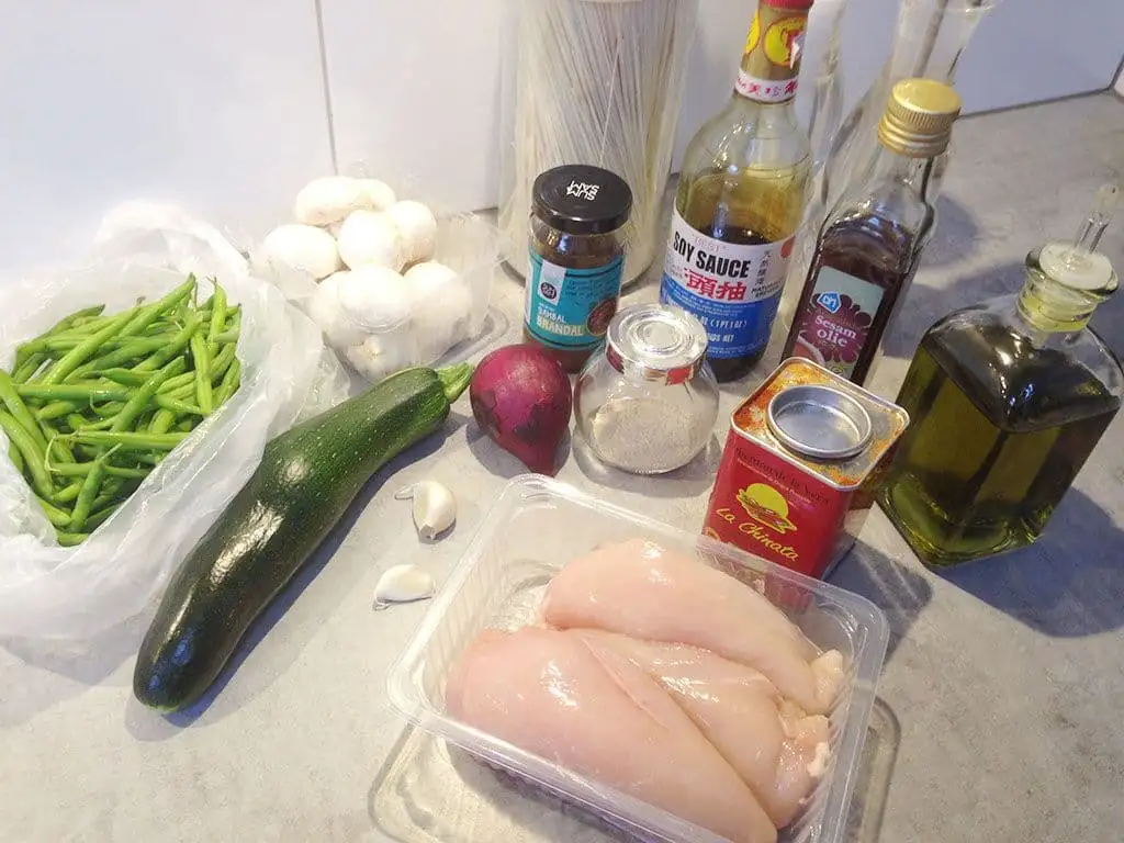 Gewokte kip met sperziebonen ingrediënten