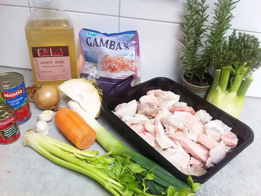 Eenvoudige bouillabaisse (vissoep) ingrediënten
