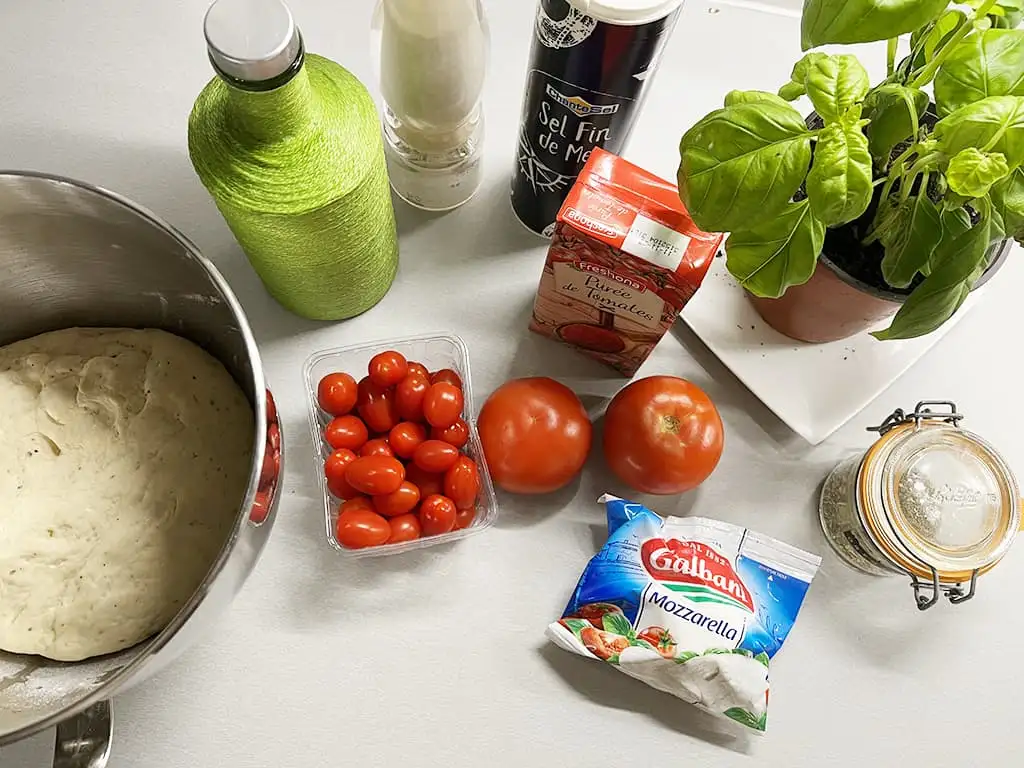 Pizza caprese ingrediënten