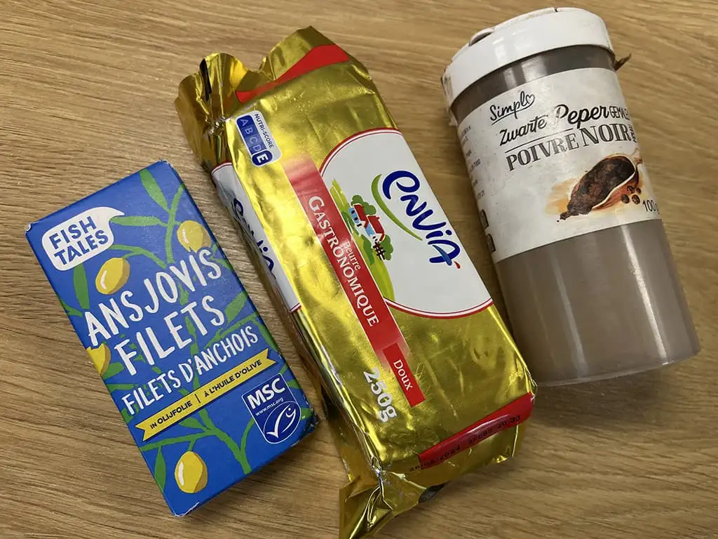 Luchtige ansjovisboter ingrediënten