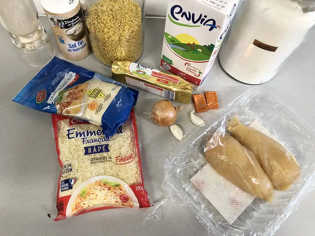Mac and cheese met kip ingrediënten