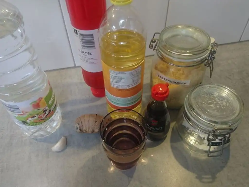 Zoetzure woksaus ingrediënten