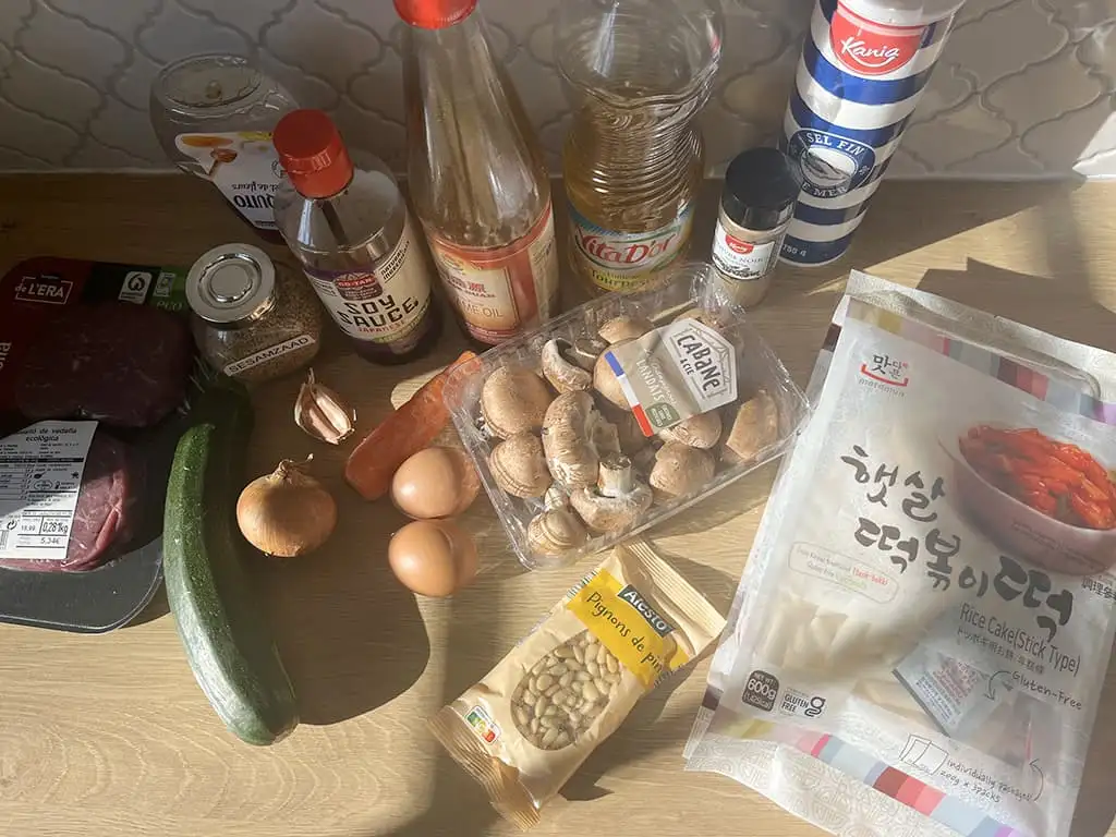 Gungjung tteokbokki ingrediënten