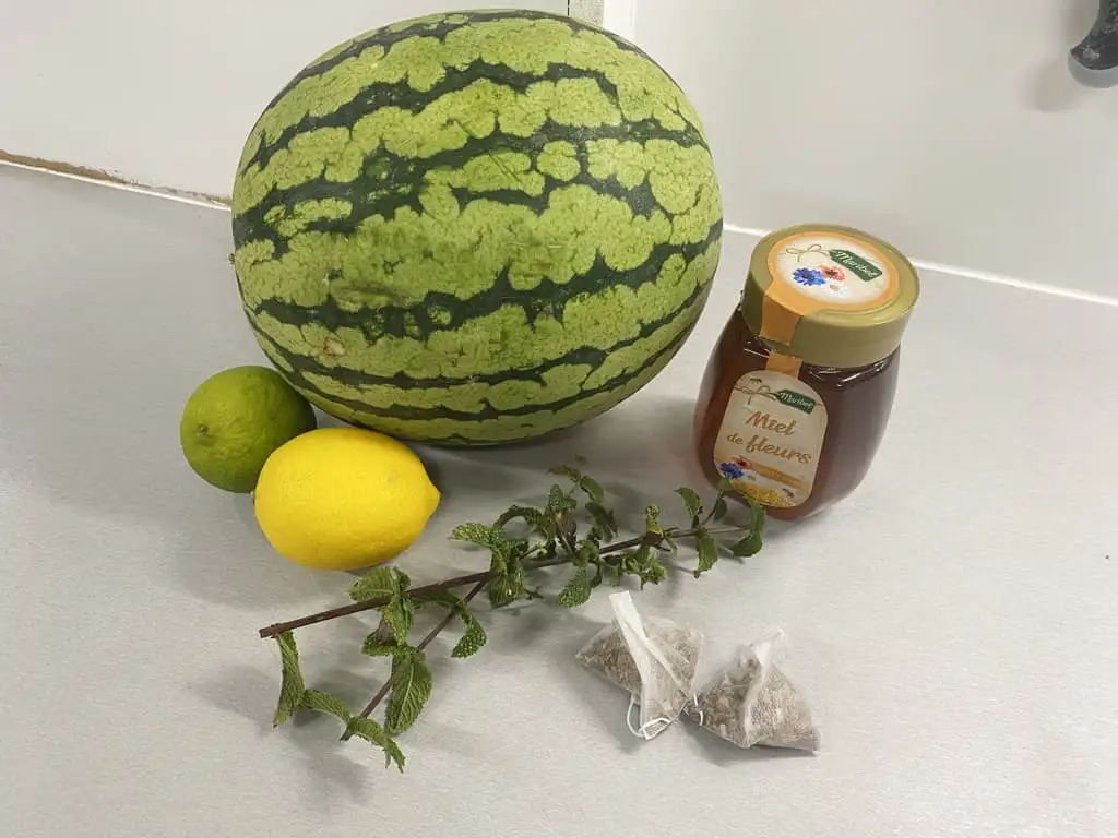 Watermeloen ijsthee ingrediënten