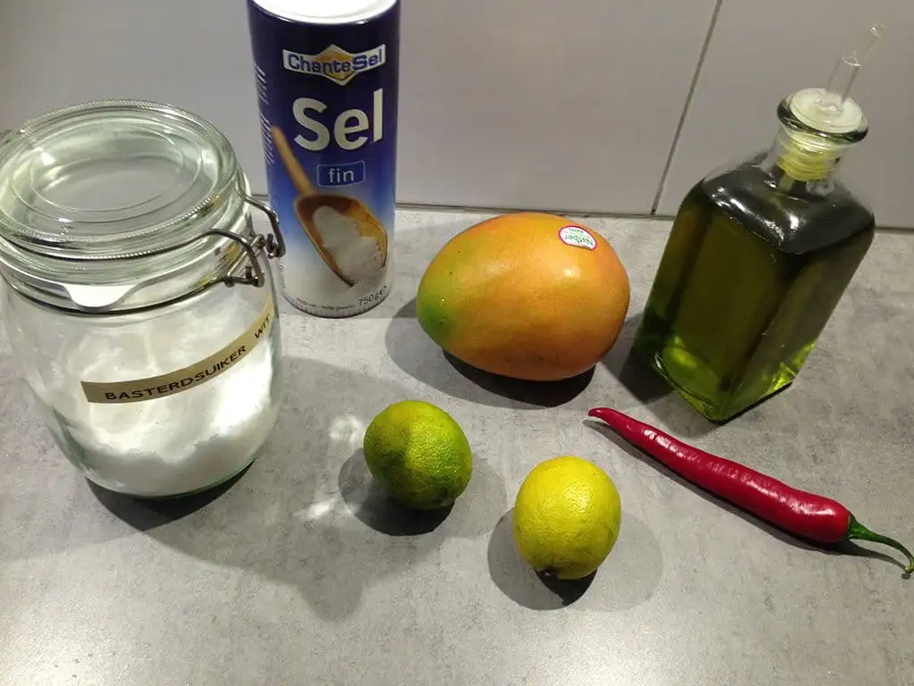 Pittige mango salade ingrediënten