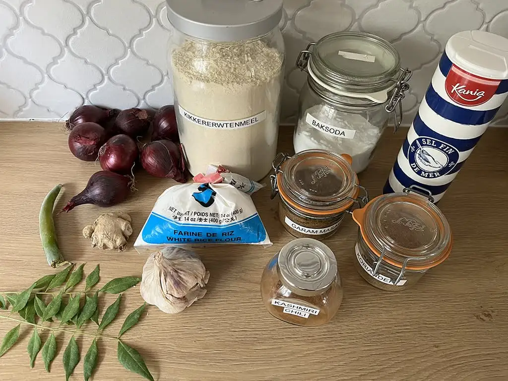 Uien bhaji - onion bhaji ingrediënten