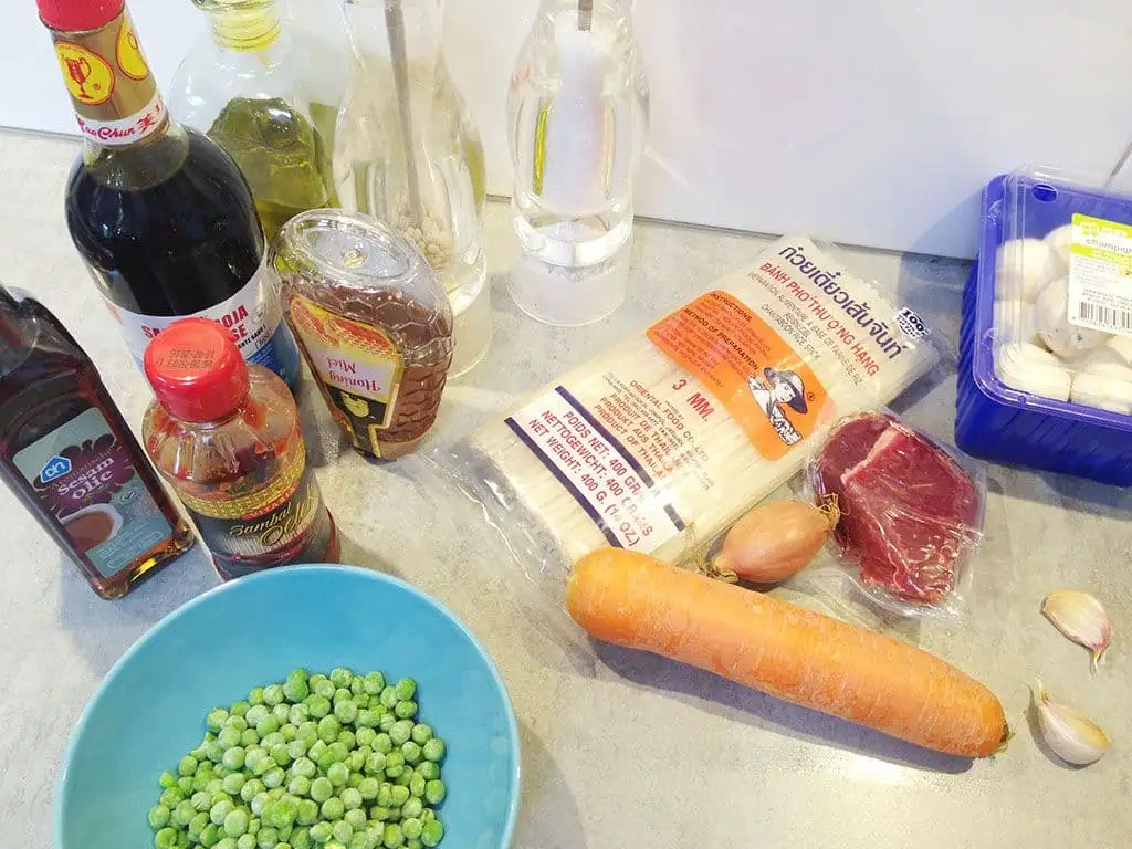 Makkelijke roergebakken biefstuk met groenten ingrediënten