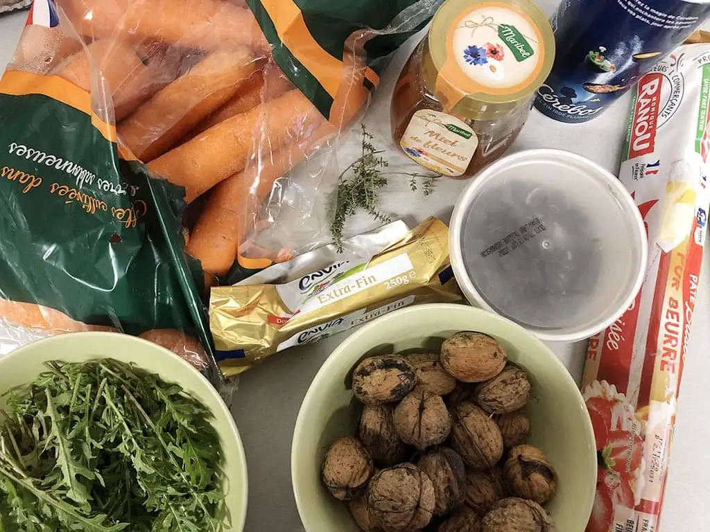 Hartige worteltaart met walnoten ingrediënten