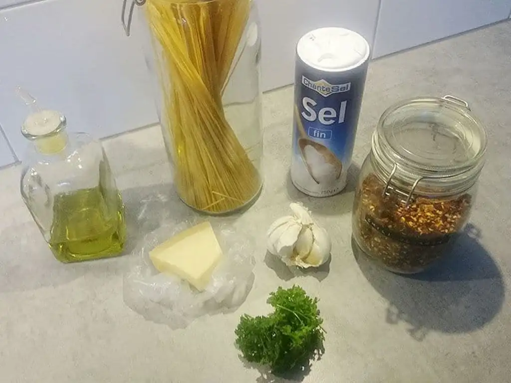 Spaghetti aglio e olio ingrediënten