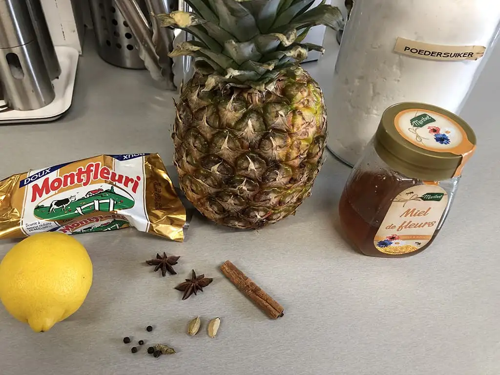 Kruidige ananas uit de oven ingrediënten