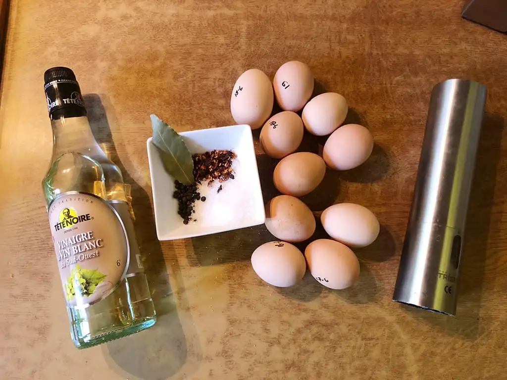 Ingemaakte eieren ingrediënten