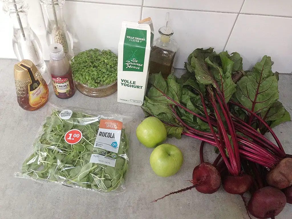 Friszure appel en rode bieten carpaccio ingrediënten
