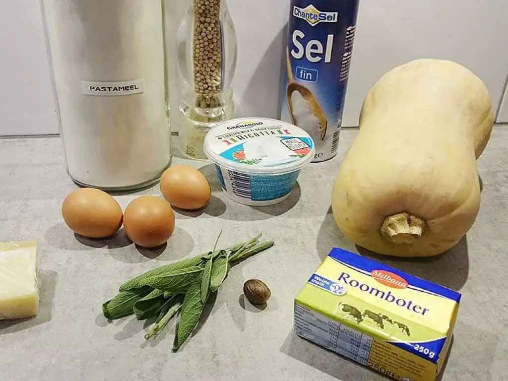Pompoenravioli met salieboter ingrediënten