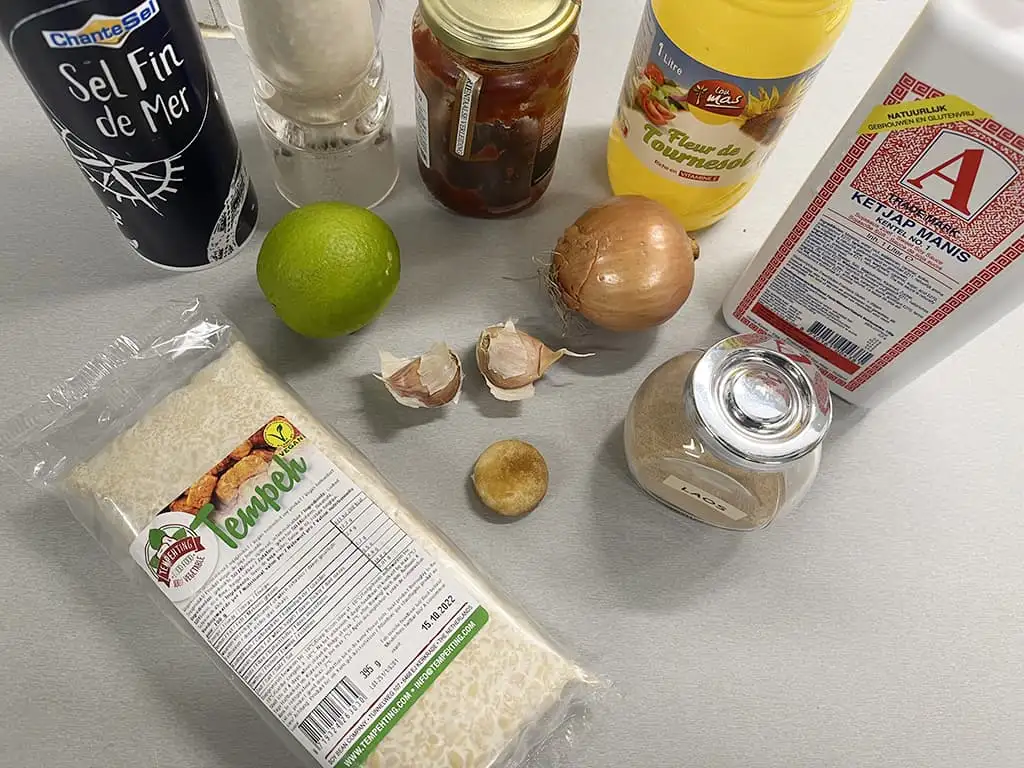 Sambal goreng tempeh kering ingrediënten