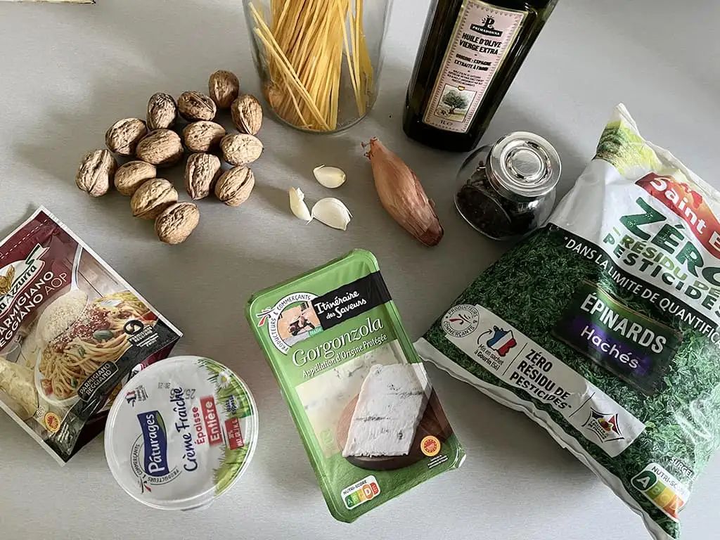 Pasta met gorgonzolasaus ingrediënten