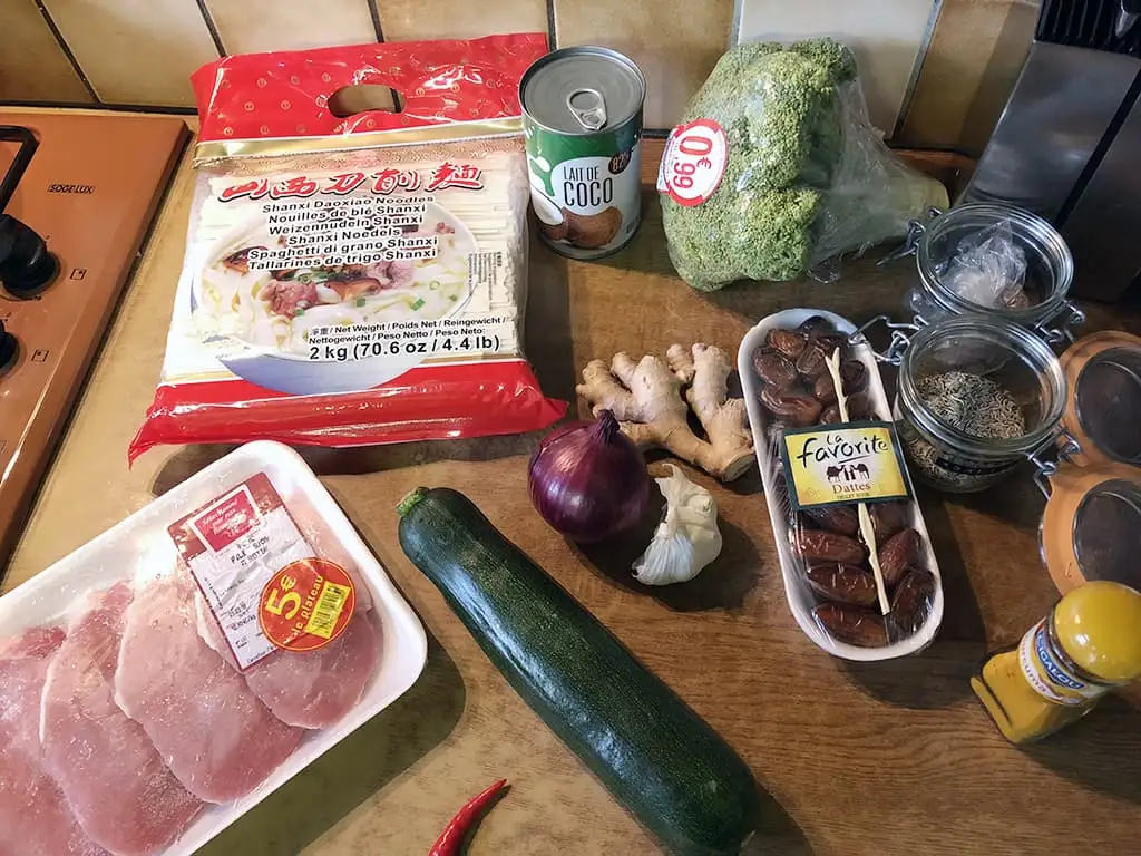 Gewokte kokos-gember karbonades ingrediënten