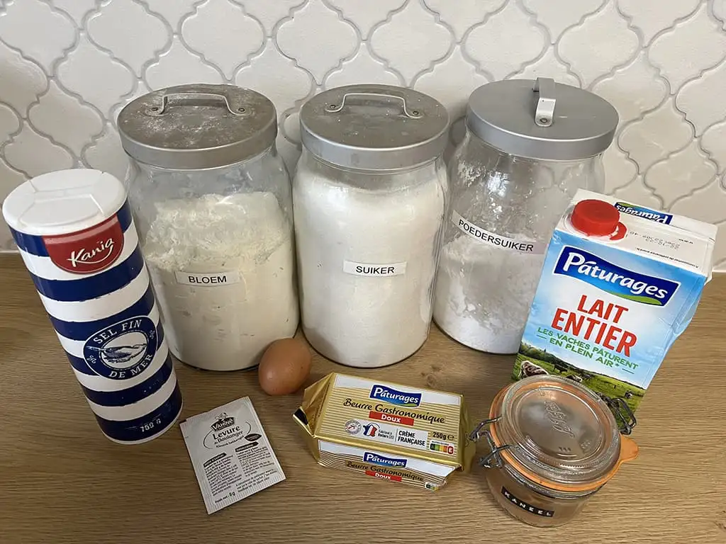 Cinnamon roll kerstboom ingrediënten