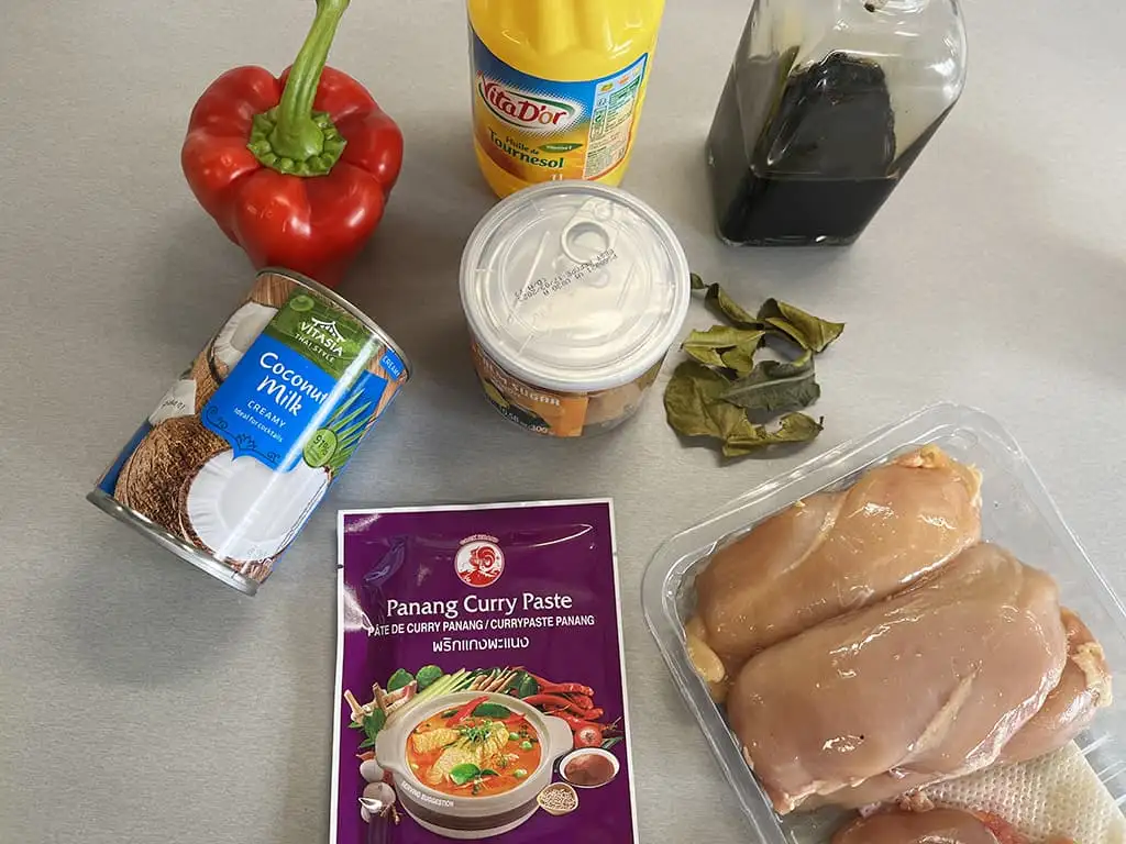 Panang curry met kip ingrediënten