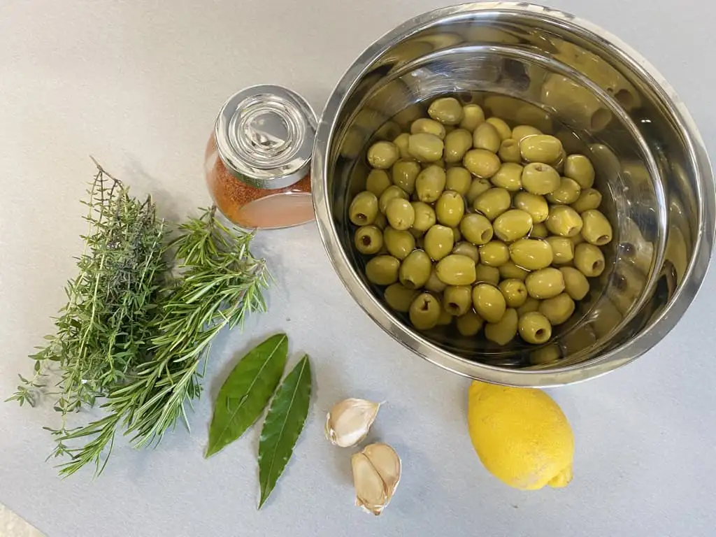 Zelf olijven marineren ingrediënten
