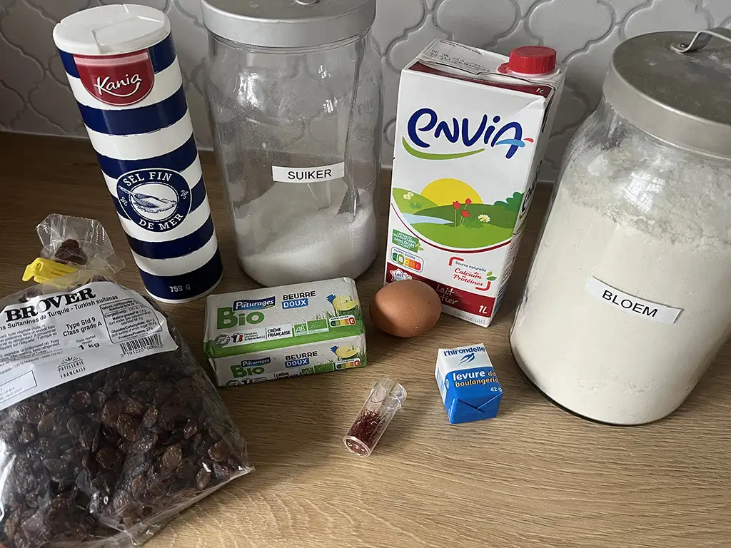 Zweedse saffraanbroodjes ingrediënten