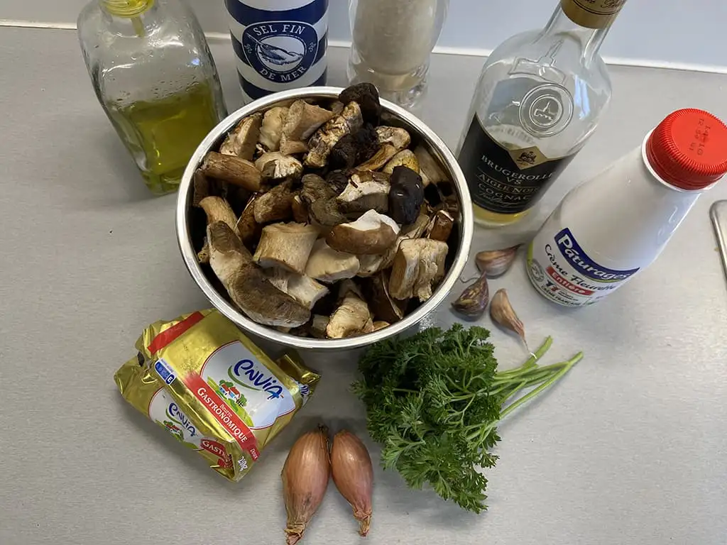 Eekhoorntjesbrood roomsaus ingrediënten