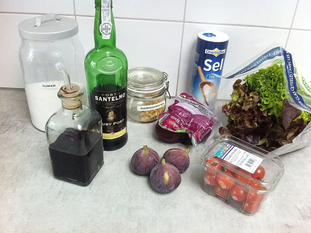 Rode bietensalade met vijgen ingrediënten