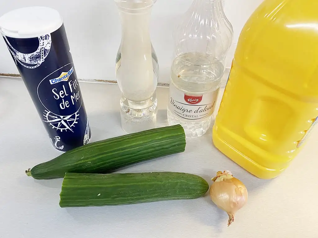 Ouderwetse komkommersalade (uit de jaren 70) ingrediënten