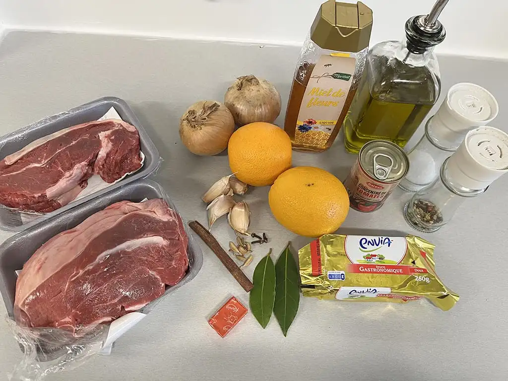Stoofvlees met sinaasappel en kardemom ingrediënten