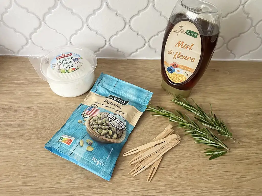 Geitenkaasballetjes met pistache ingrediënten