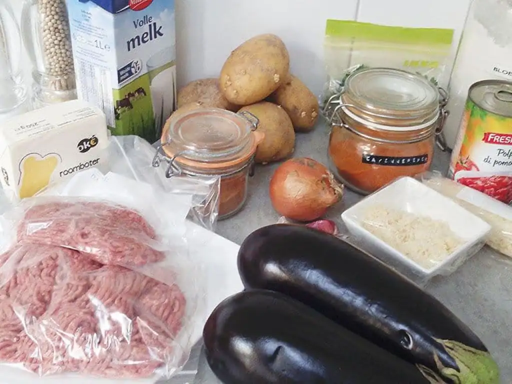 Griekse moussaka ingrediënten