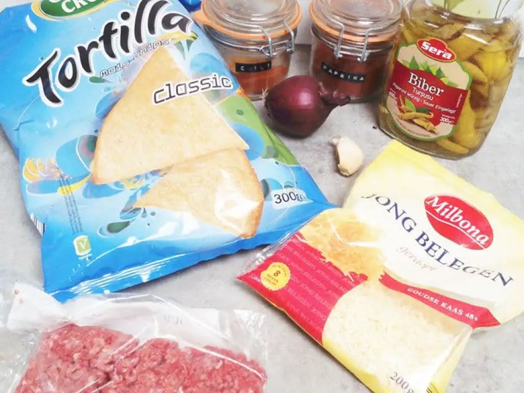 Nacho's met gehakt uit de oven ingrediënten