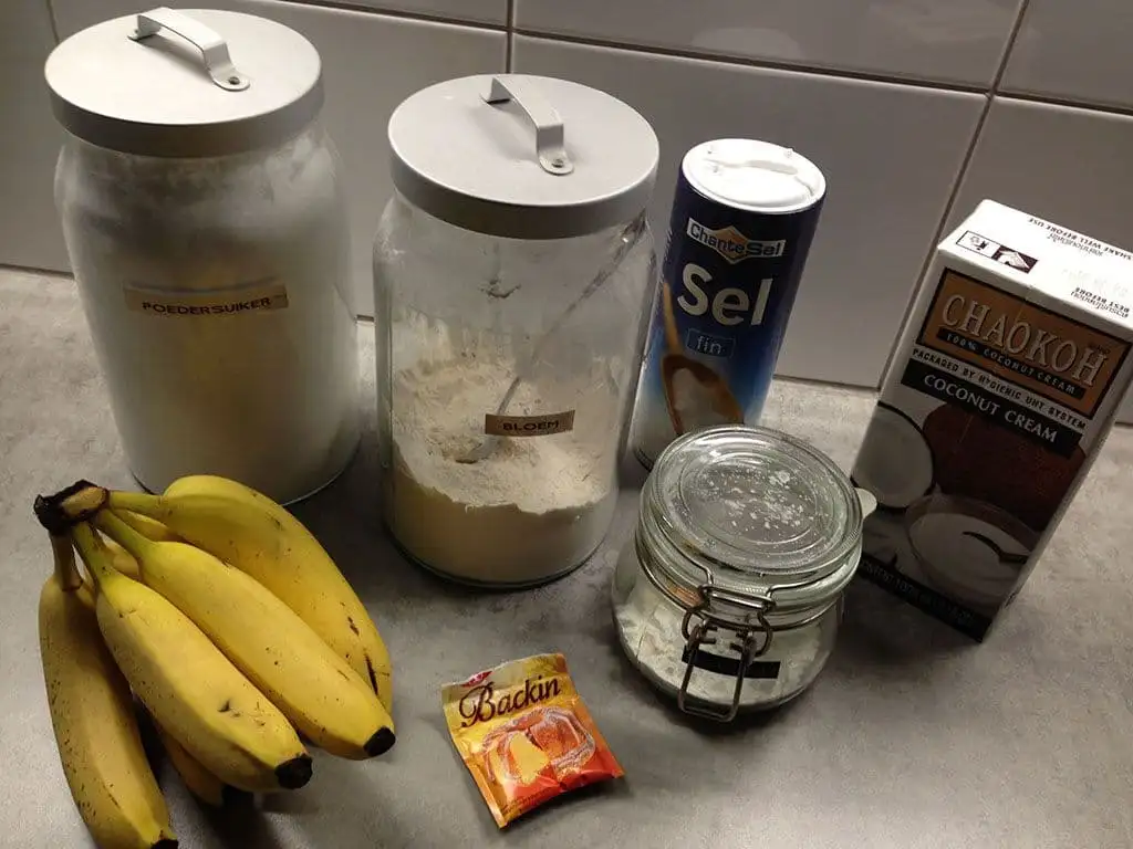 Gebakken banaan met kokos ingrediënten