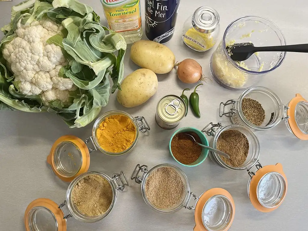 Aloo gobi - Aardappel-bloemkoolcurry ingrediënten