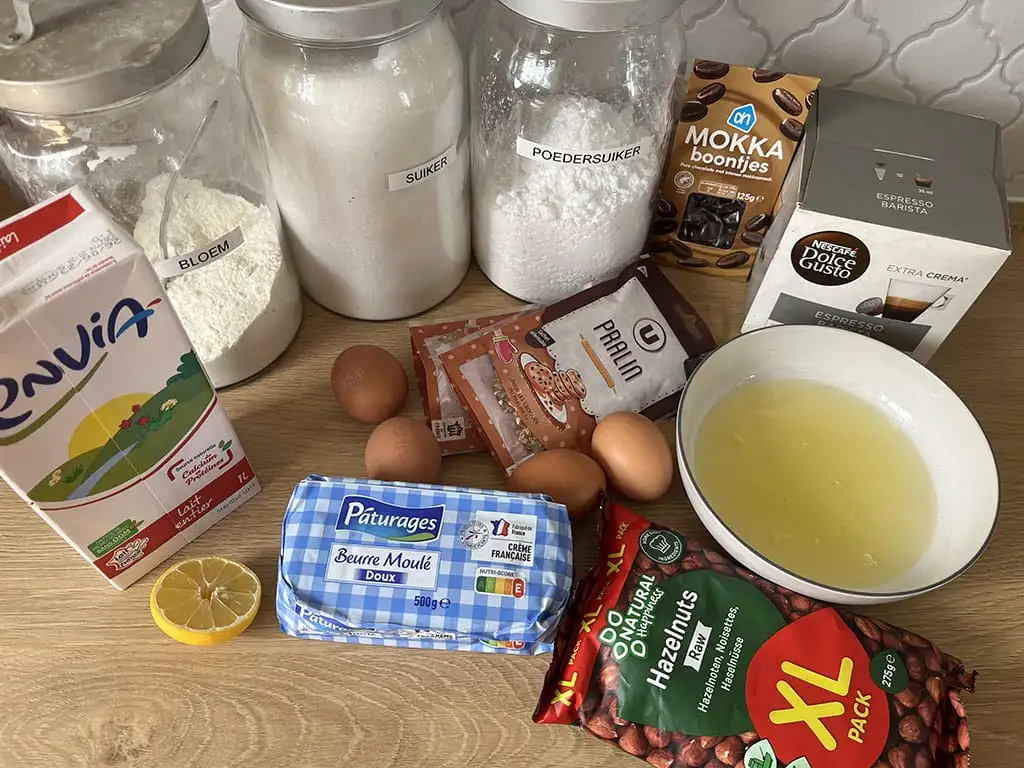 Mini mokka hazelnoot schuimgebakjes ingrediënten