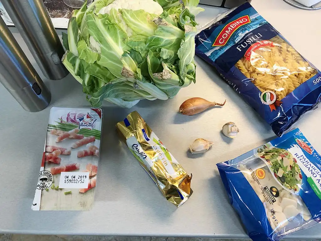 Pasta met gekarameliseerde bloemkool ingrediënten