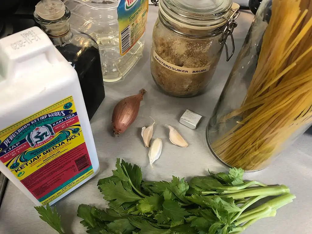 Surinaamse bami ingrediënten