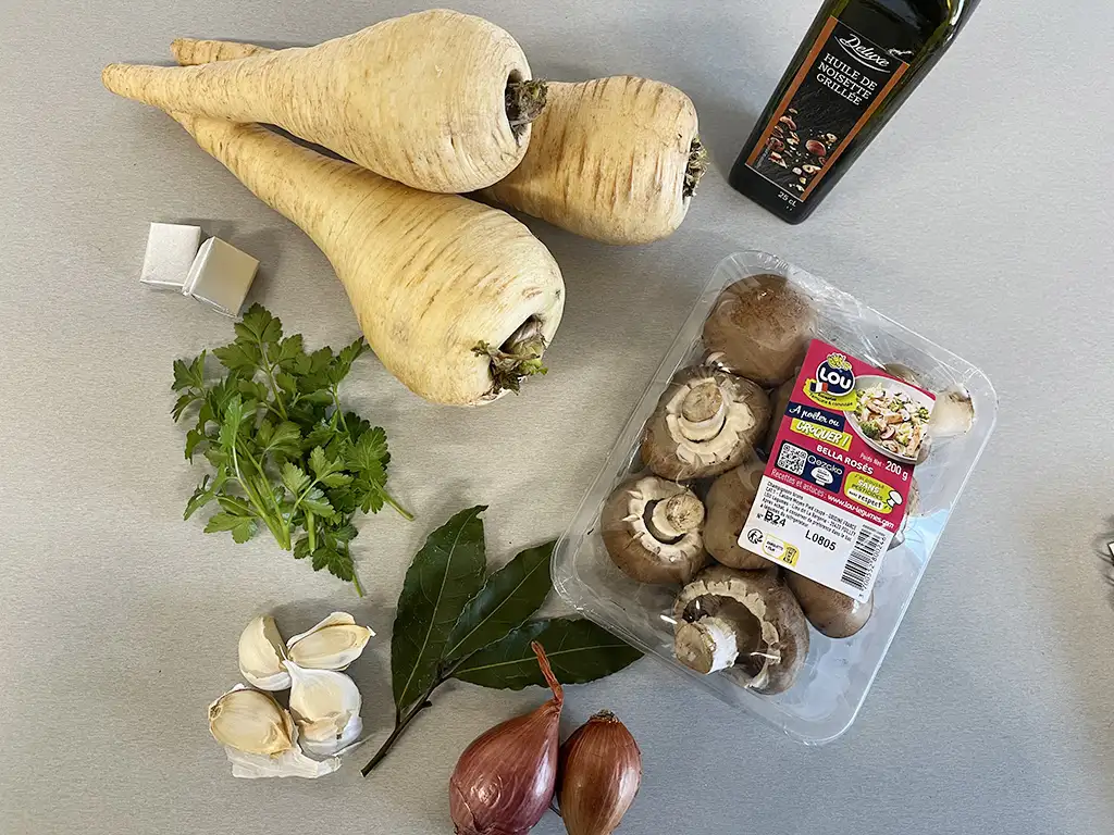 Pastinaaksoep met champignons ingrediënten