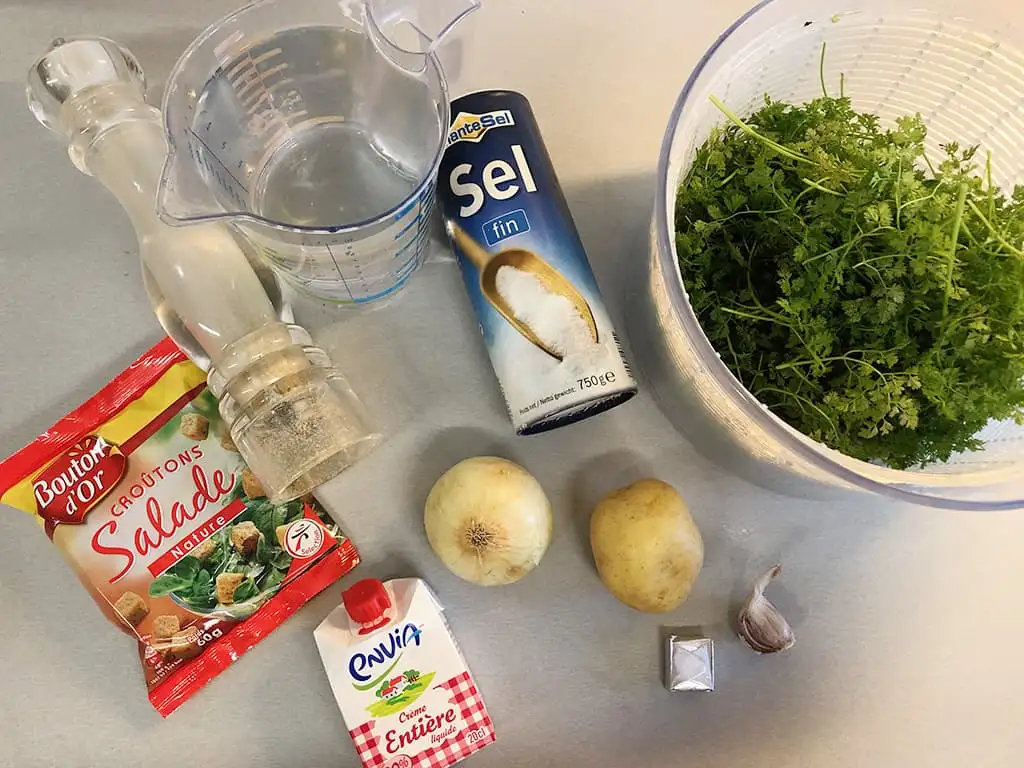 Kervelsoep met croutons ingrediënten