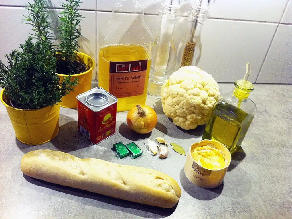 Bloemkoolsoep met zachte kaas ingrediënten