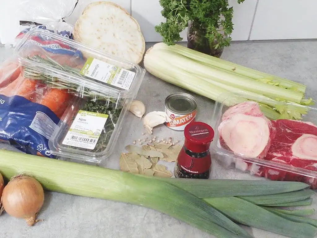 Zelf runderbouillon maken ingrediënten